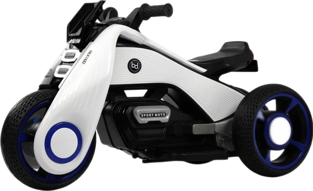 Детский электротрицикл RiverToys K333PX белый